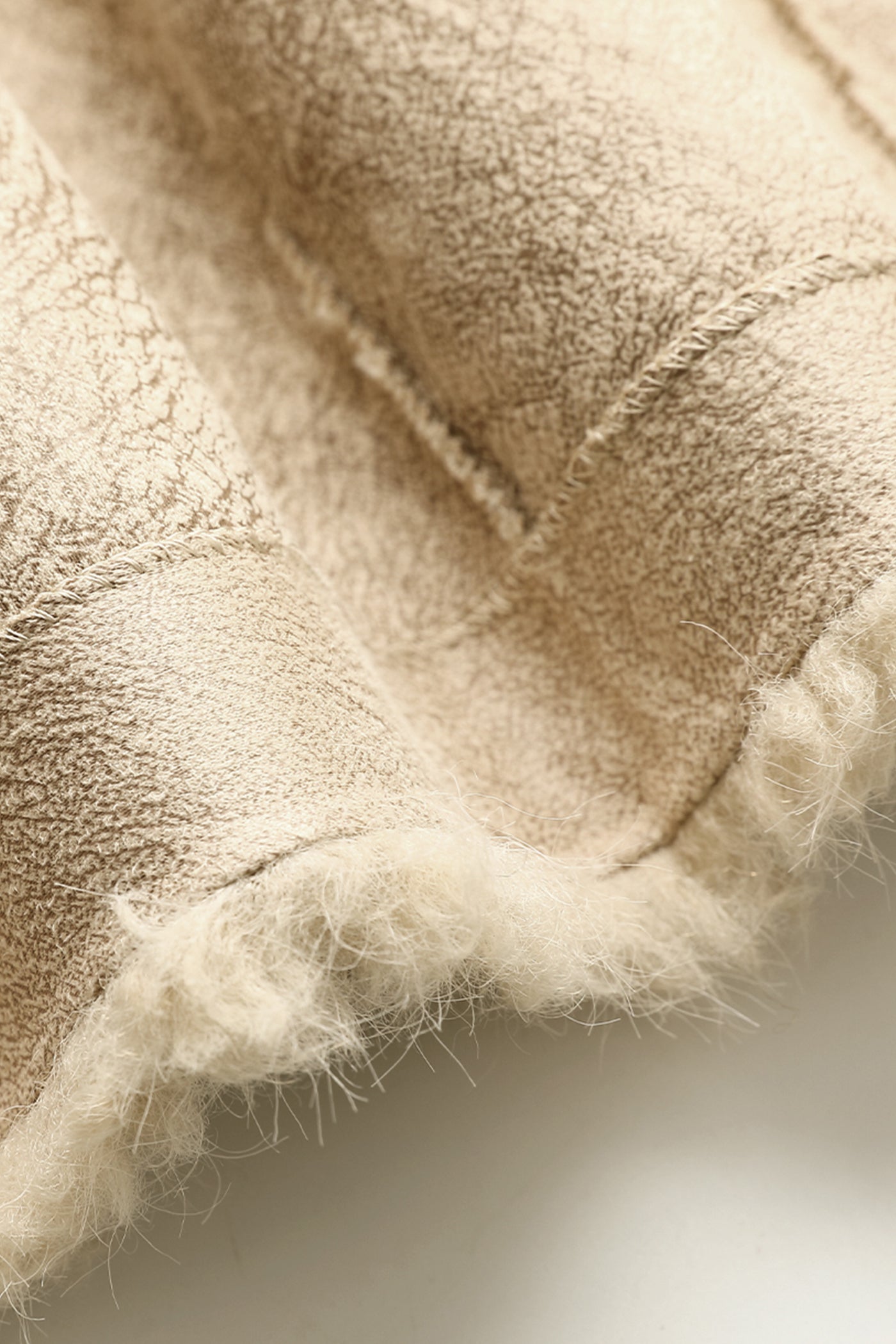KAMILAN faux fur one V-neck environmental protection fur women's winter short warm Mao Maofaux fur coat.