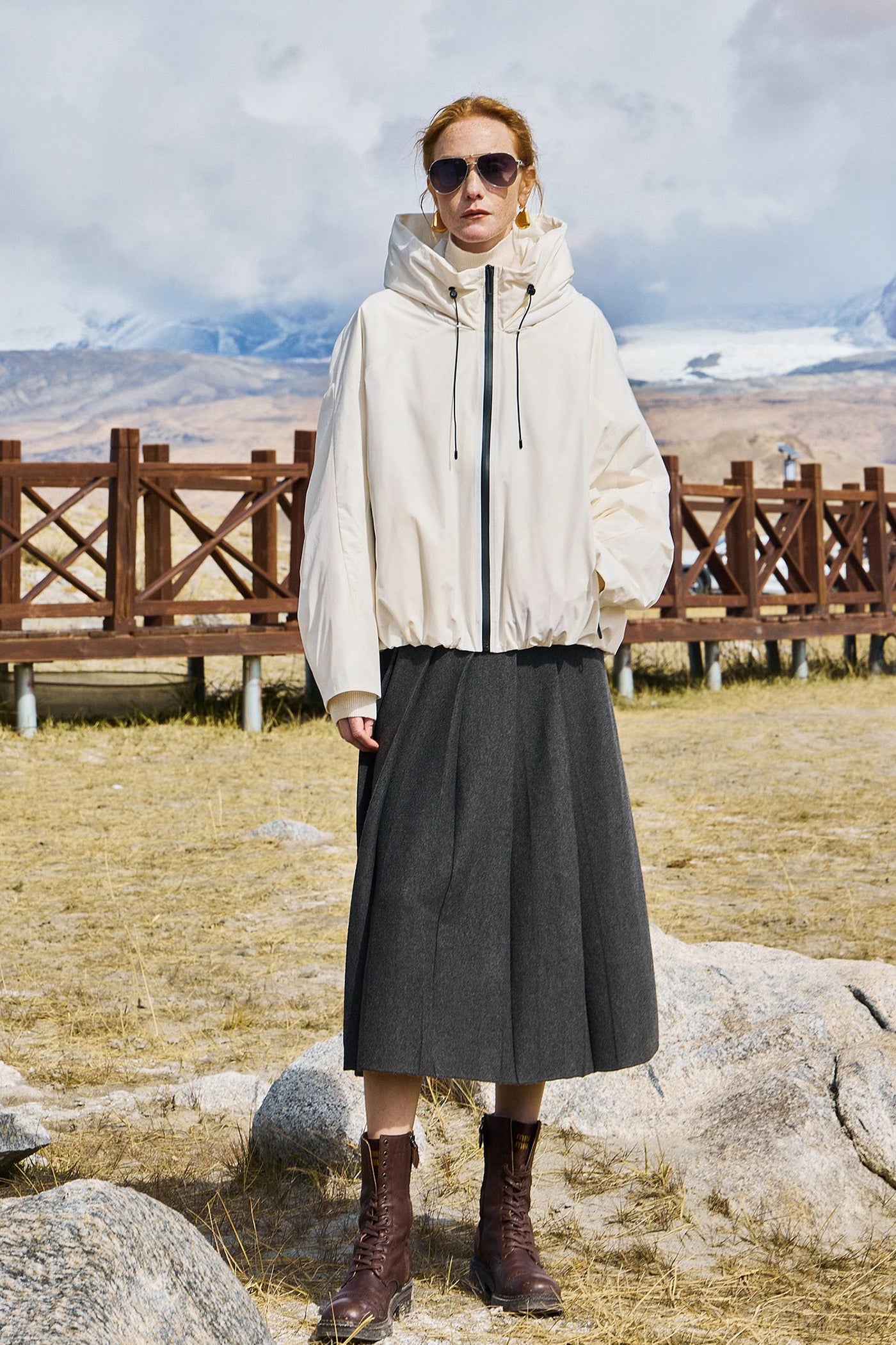 KAMILAN Women's Short Goose Down Jacket 2025 Winter Hooded Puffer Coat with White Goose Down