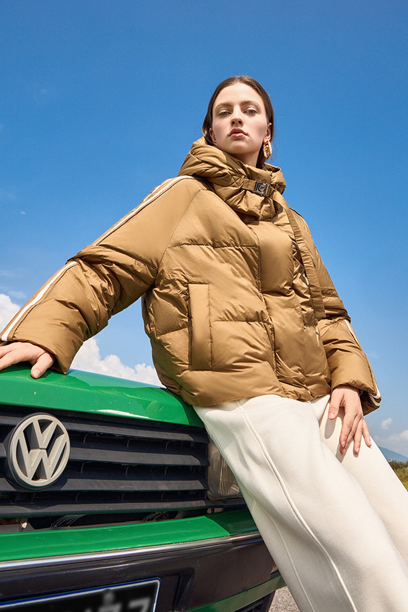 KAMILAN Women's Short White Goose Down Jacket | 2025 Winter Hooded Warm Puffer Coat