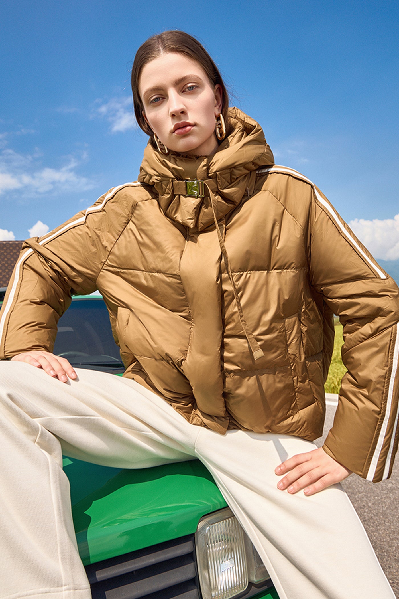KAMILAN Women's Short White Goose Down Jacket | 2025 Winter Hooded Warm Puffer Coat