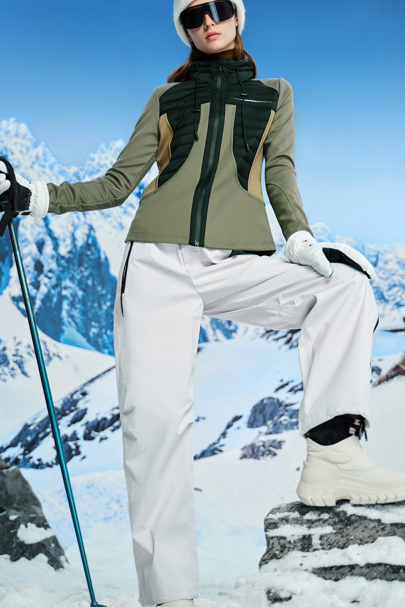 KAMILAN Women's Lightweight Short Down Jacket 2025 Winter Knit-Panel White Duck Down Puffer Coat with Mock Neck