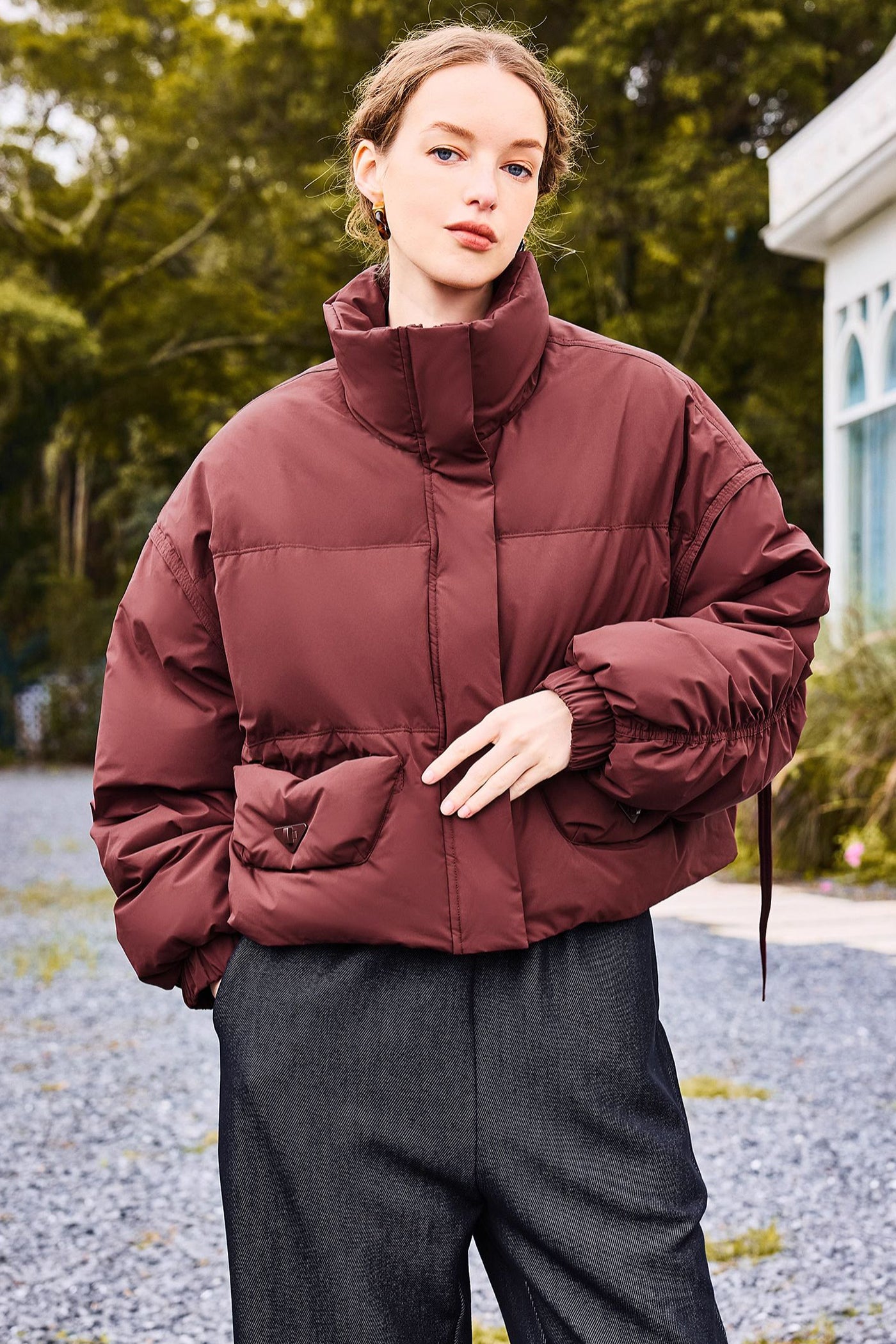 KAMILAN Women's Short Down Puffer Jacket 2025 Winter Casual High-Neck White Duck Down Coat for Petite Figures