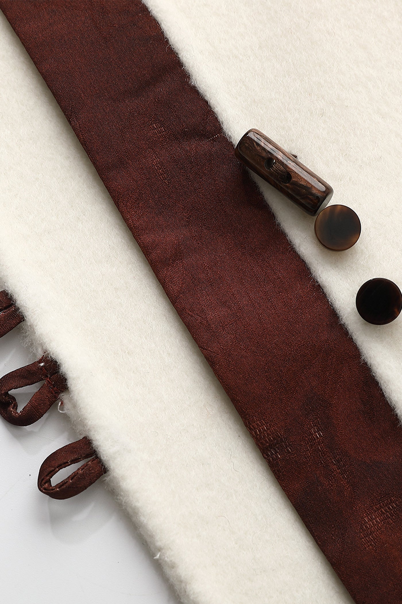 KAMILAN short coat made of 100 wool