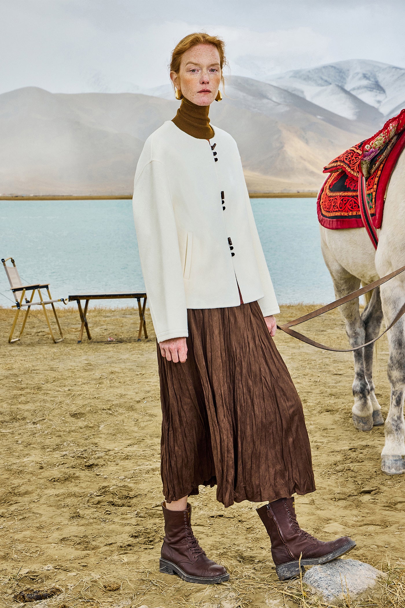 KAMILAN short coat made of 100 wool