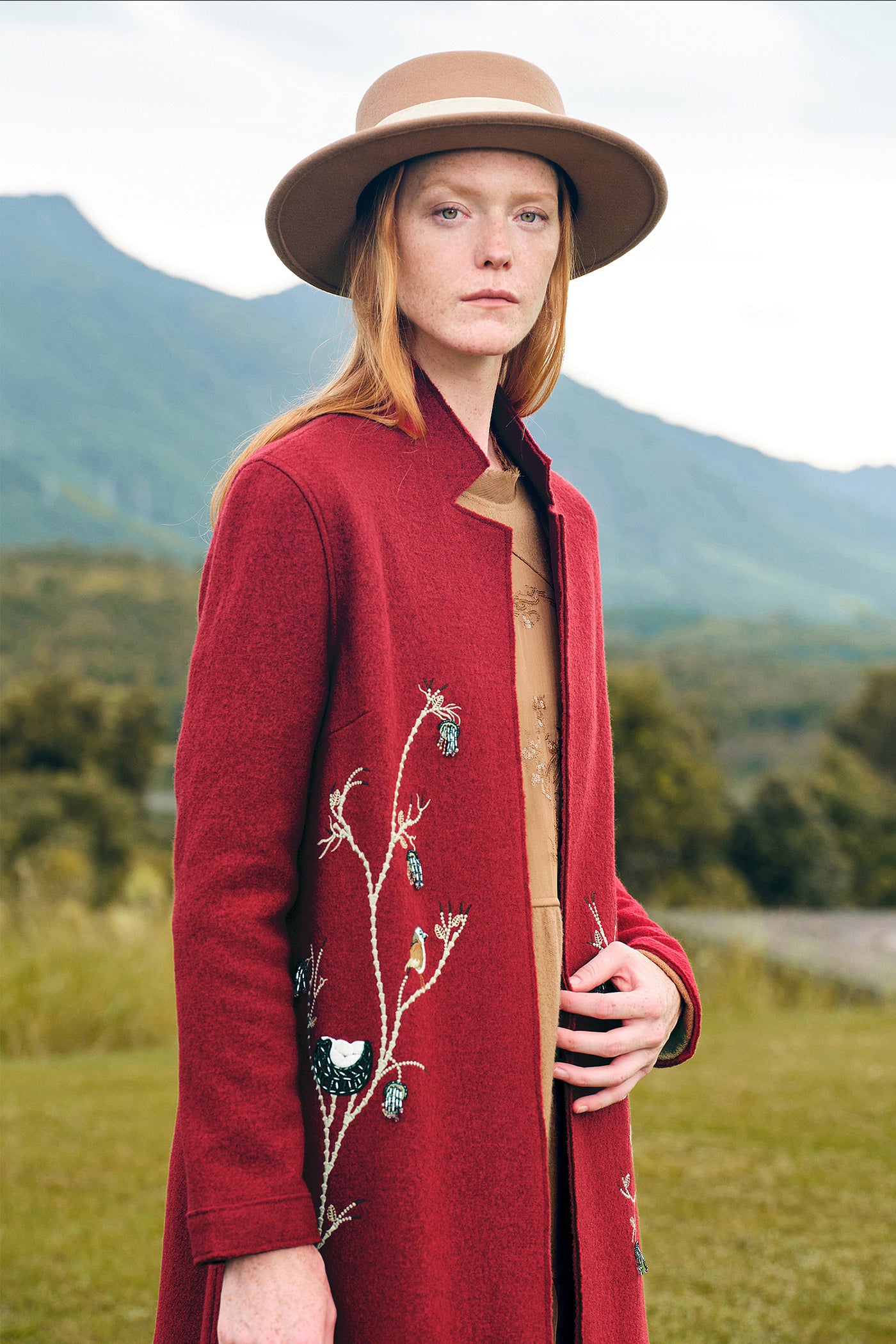 KAMILAN Women's Long Wool Coat – 2025 Autumn New Embroidered Woolen Overcoat