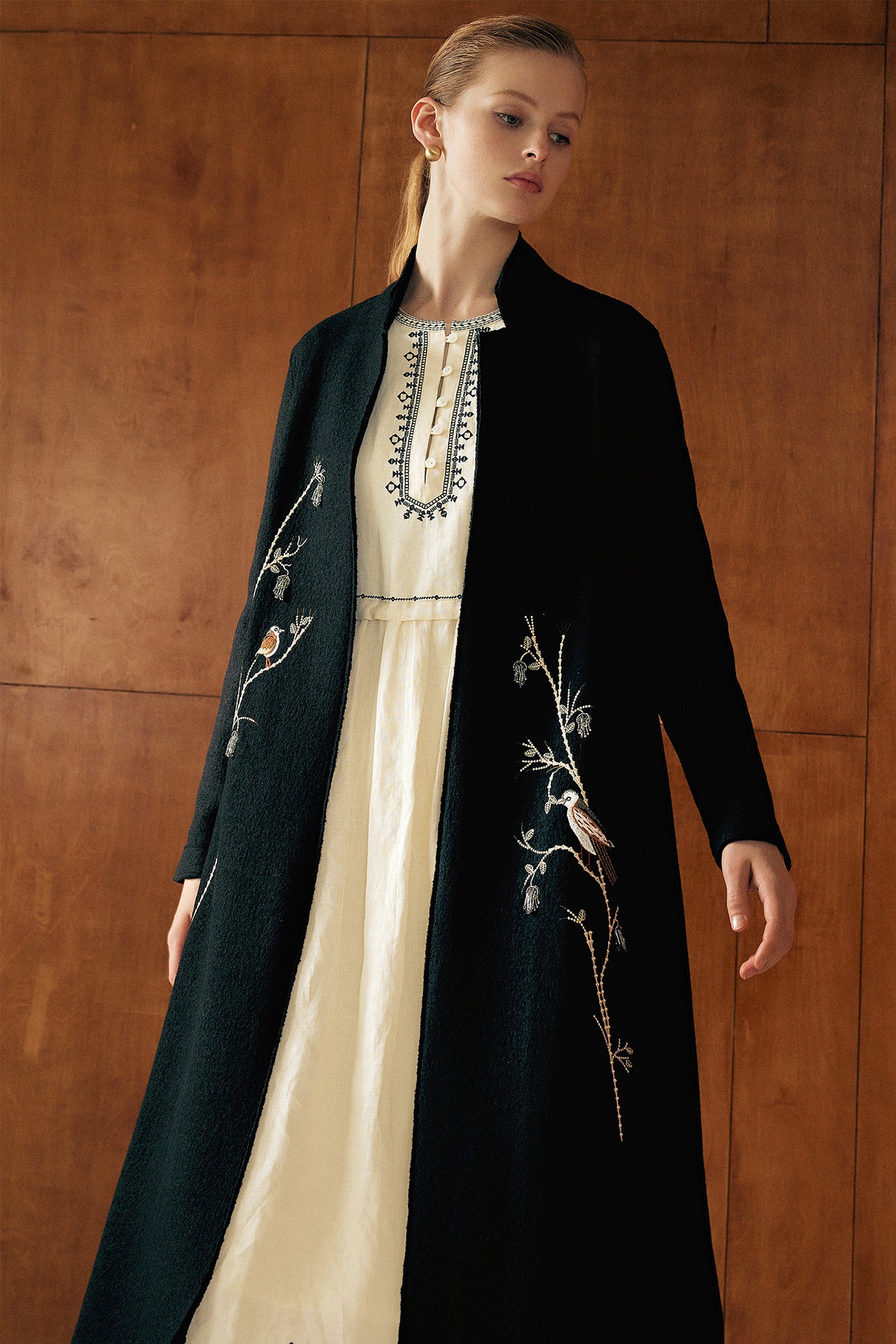 KAMILAN Women's Long Wool Coat – 2025 Autumn New Embroidered Woolen Overcoat