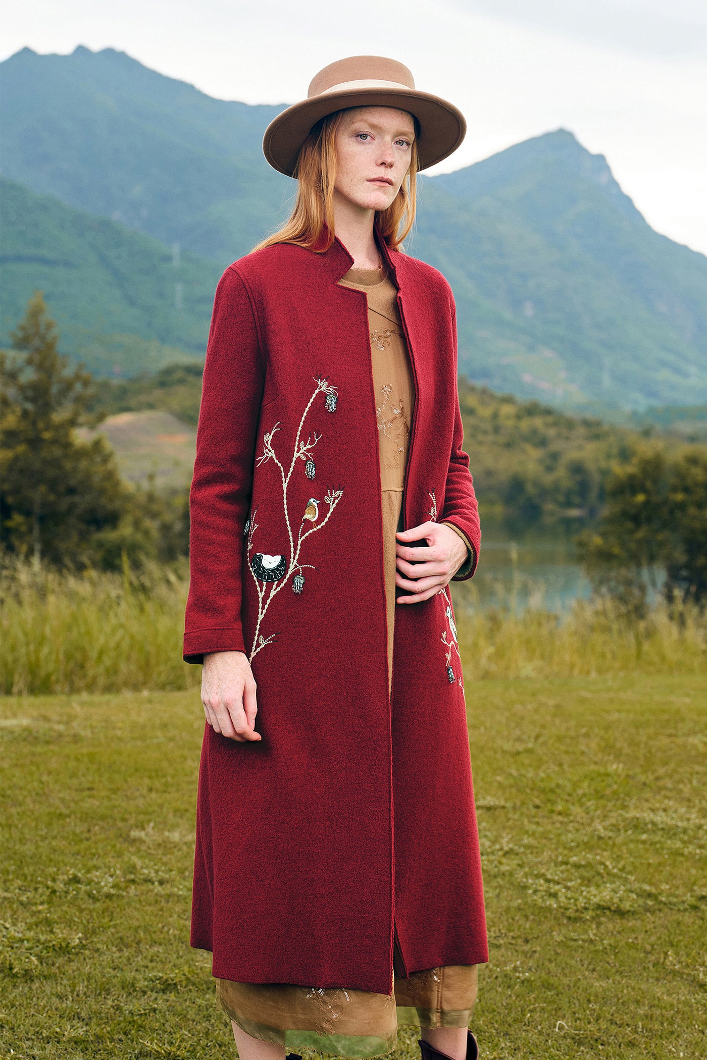 KAMILAN Women's Long Wool Coat – 2025 Autumn New Embroidered Woolen Overcoat