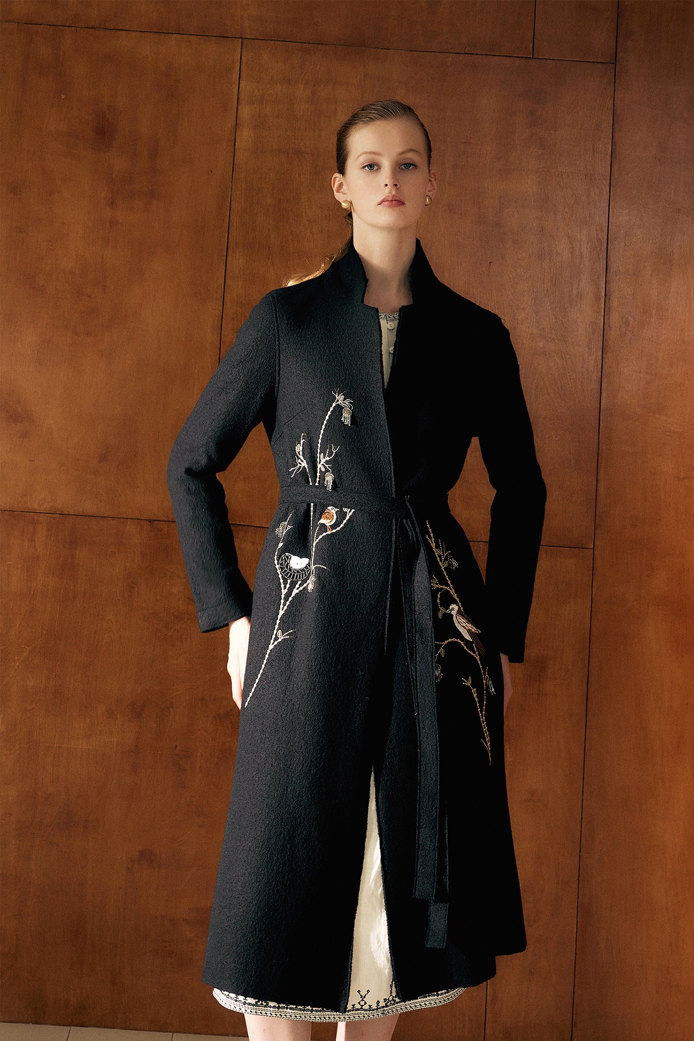 KAMILAN Women's Long Wool Coat – 2025 Autumn New Embroidered Woolen Overcoat