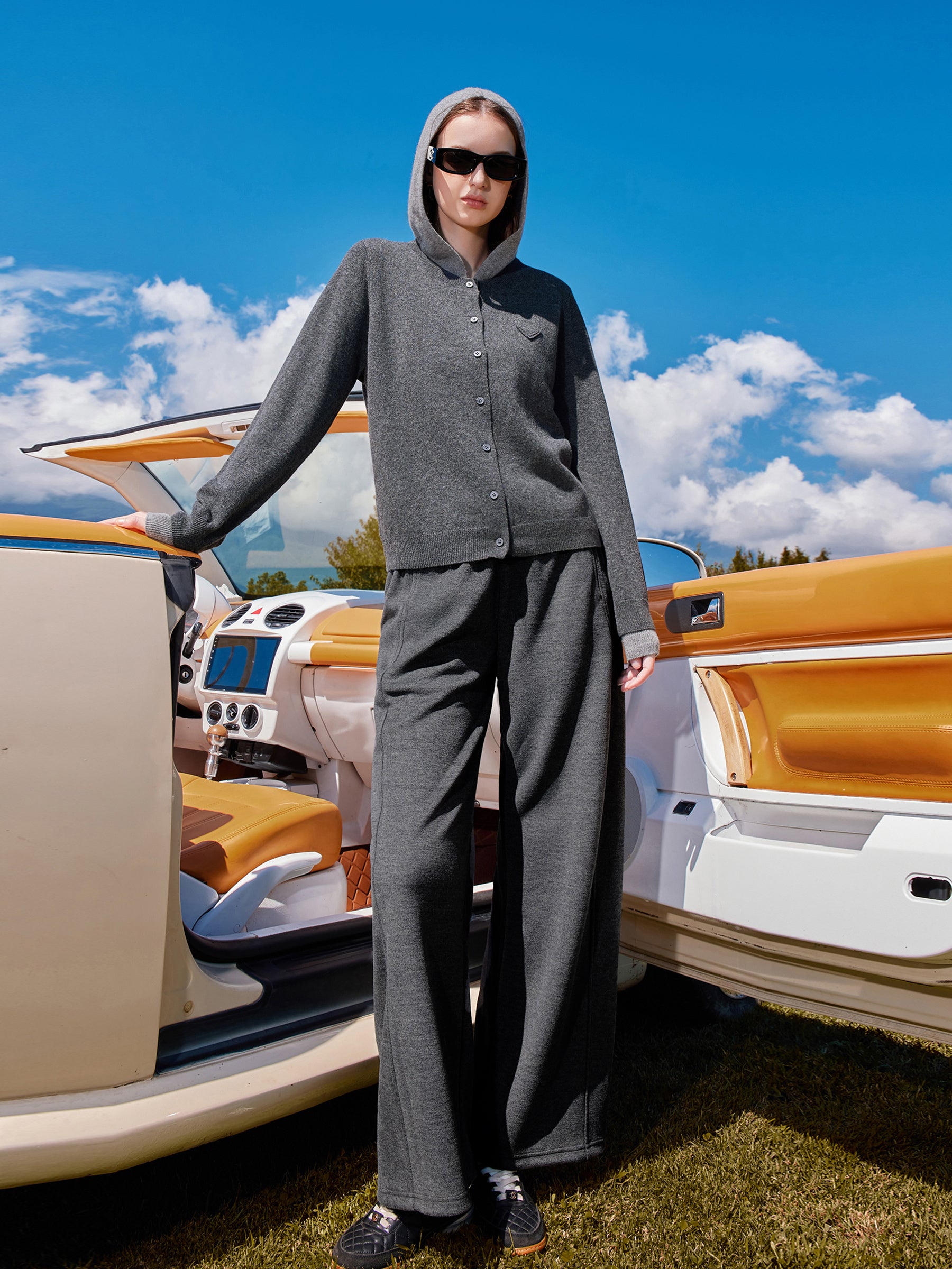 KAMILAN Women’s 2025 Fall 100% Merino Wool Colorblock Hooded Knit Cardigan Button-Front Soft Loose-Fit Sweater Jacket