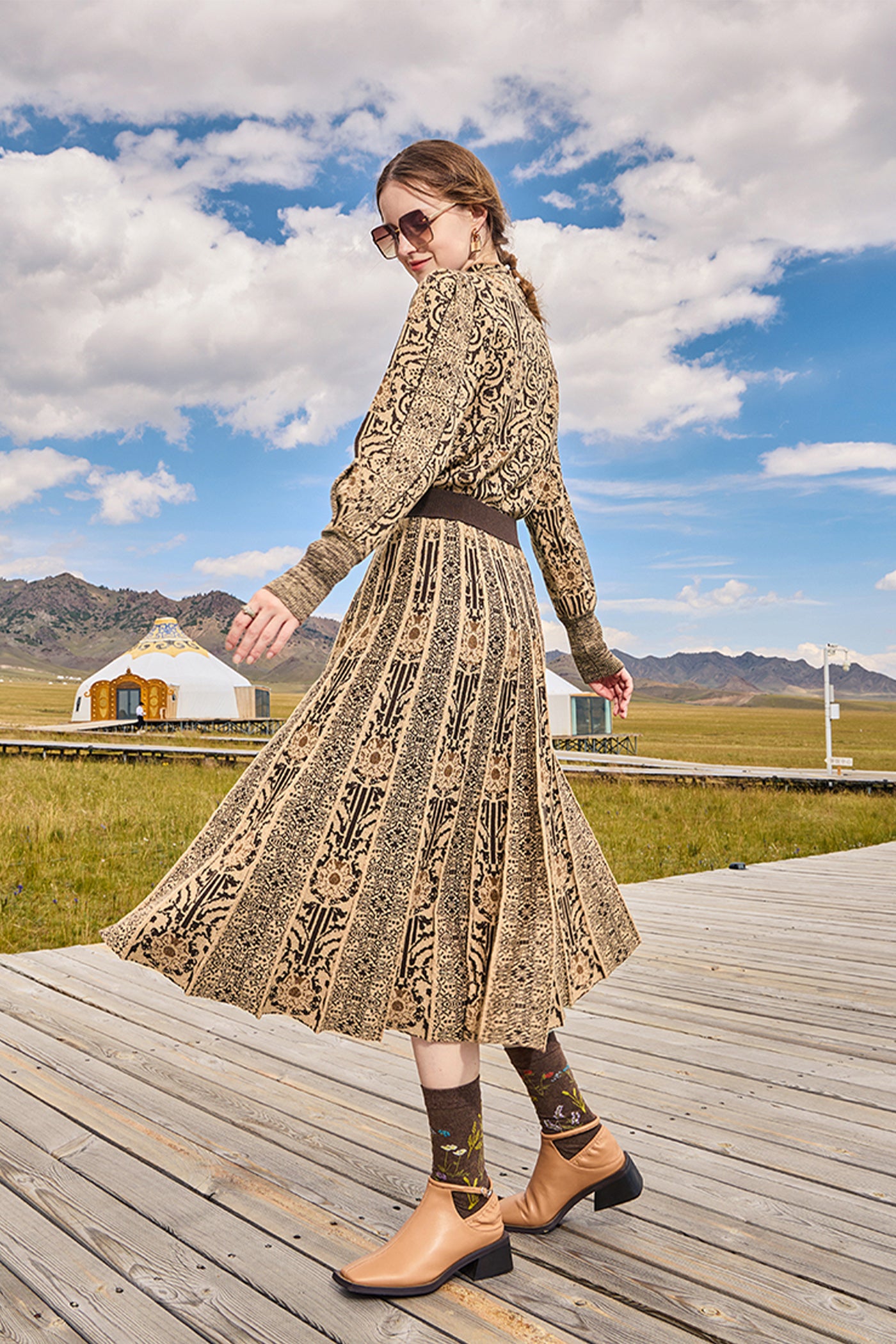 KAMILAN Women's French Vintage Skirt – 2024 Autumn New Elegant High-Waist Midi A-Line Skirt
