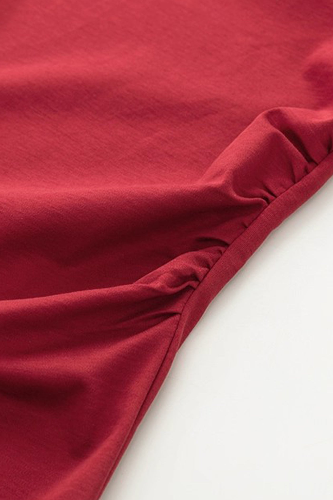 KAMILAN Red Crewneck Tee with Lace Back