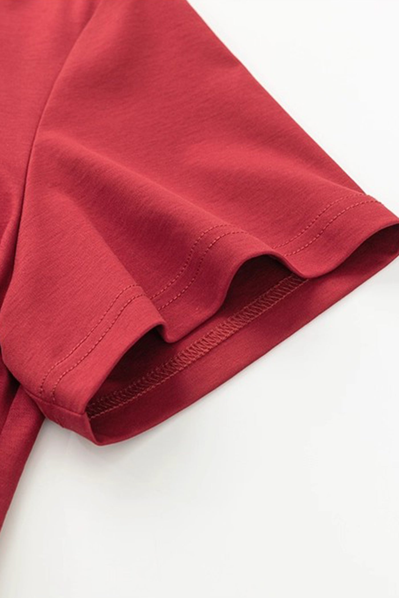 KAMILAN Red Crewneck Tee with Lace Back