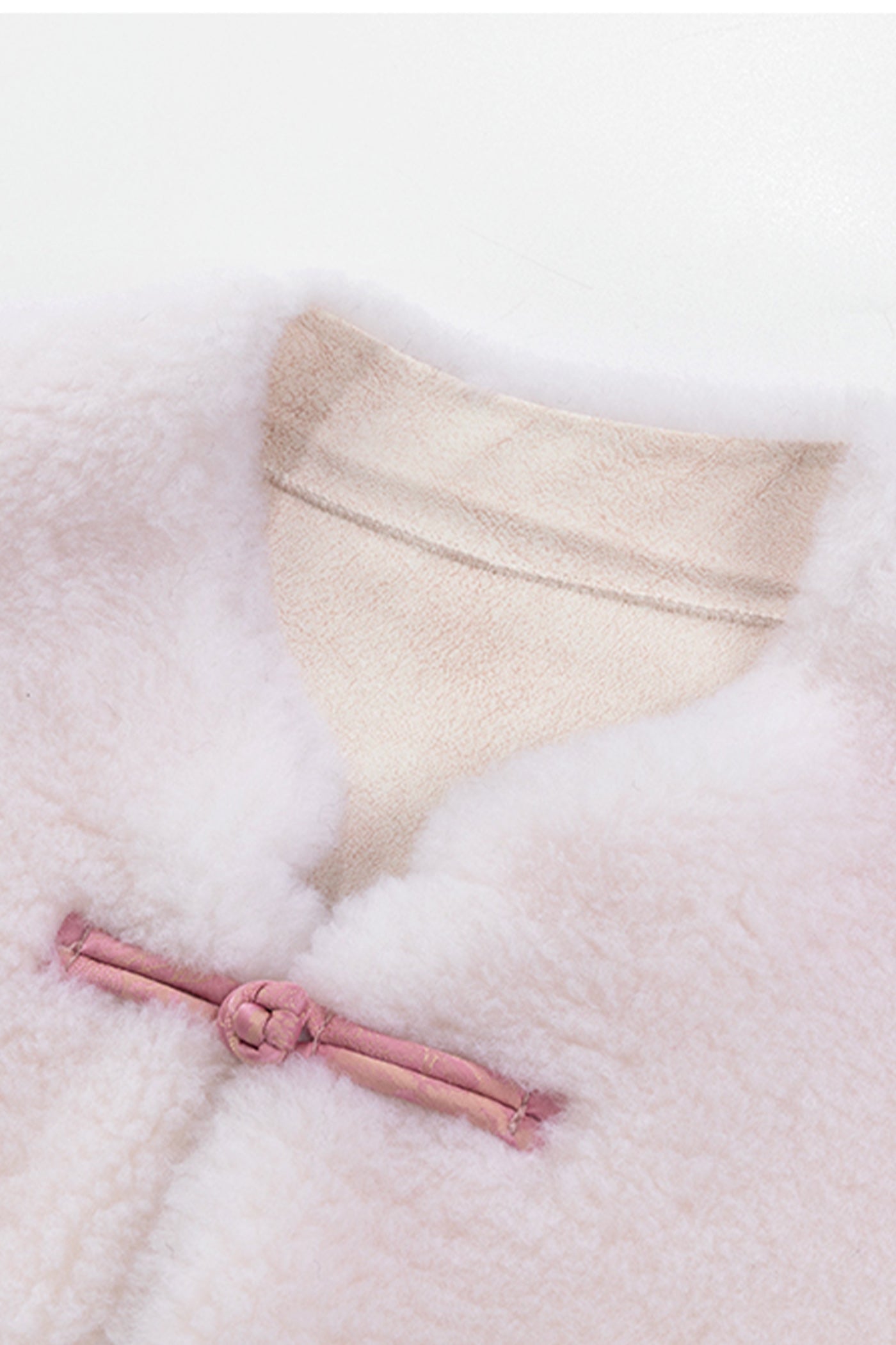 KAMILAN Short-Length New Chinese-style Retro Shearling Coat (2025 Winter, Mid-Length Warm Shearling Jacket)