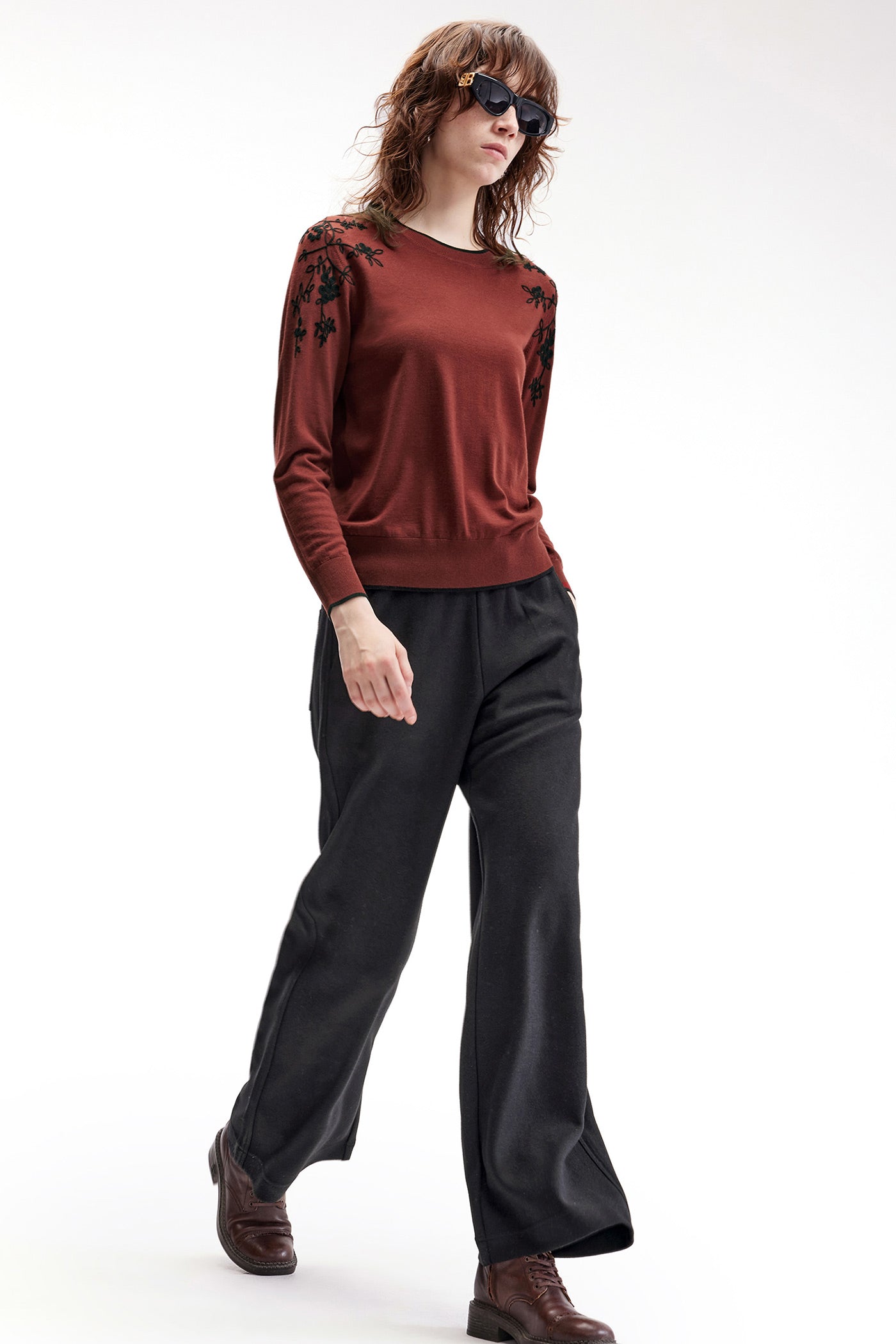 KAMILAN Women's Embroidered Short Wool Sweater – 2025 Autumn/Winter Collection, Knit Top
