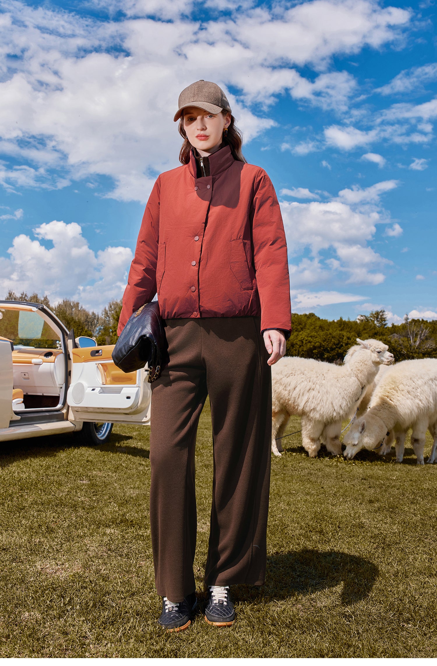 KAMILAN Short and lightweight warm down jacket for women, 2025 winter new style, white down jacket with two-sided wearability