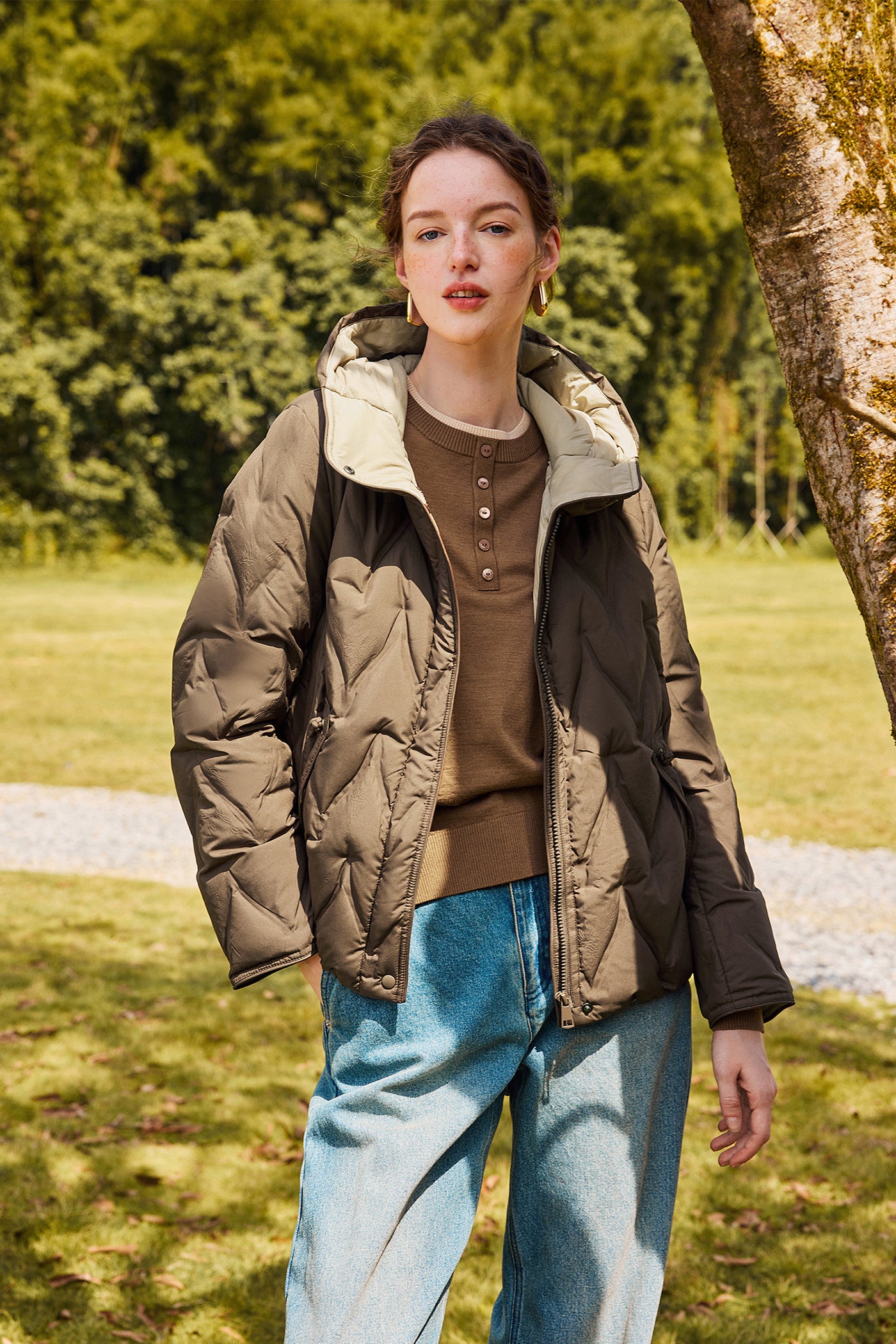 KAMILAN Women's Stylish Short Down Jacket – 2025 Winter Collection, Warm White Duck Down Hooded Coat