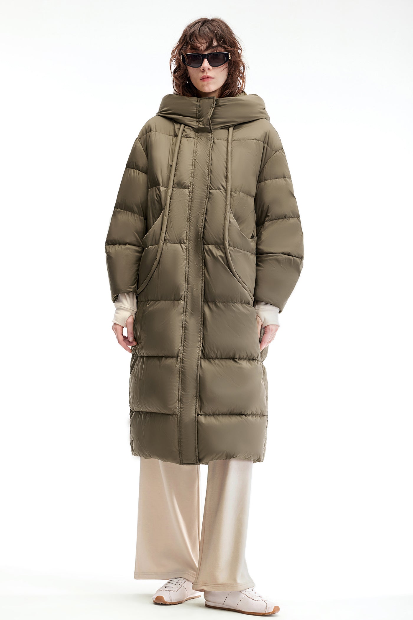 KAMILAN Designer-Inspired White Duck Down Coat for Women – 2025 Winter New Loose-Fit Mid-Length Hooded Puffer Jacket