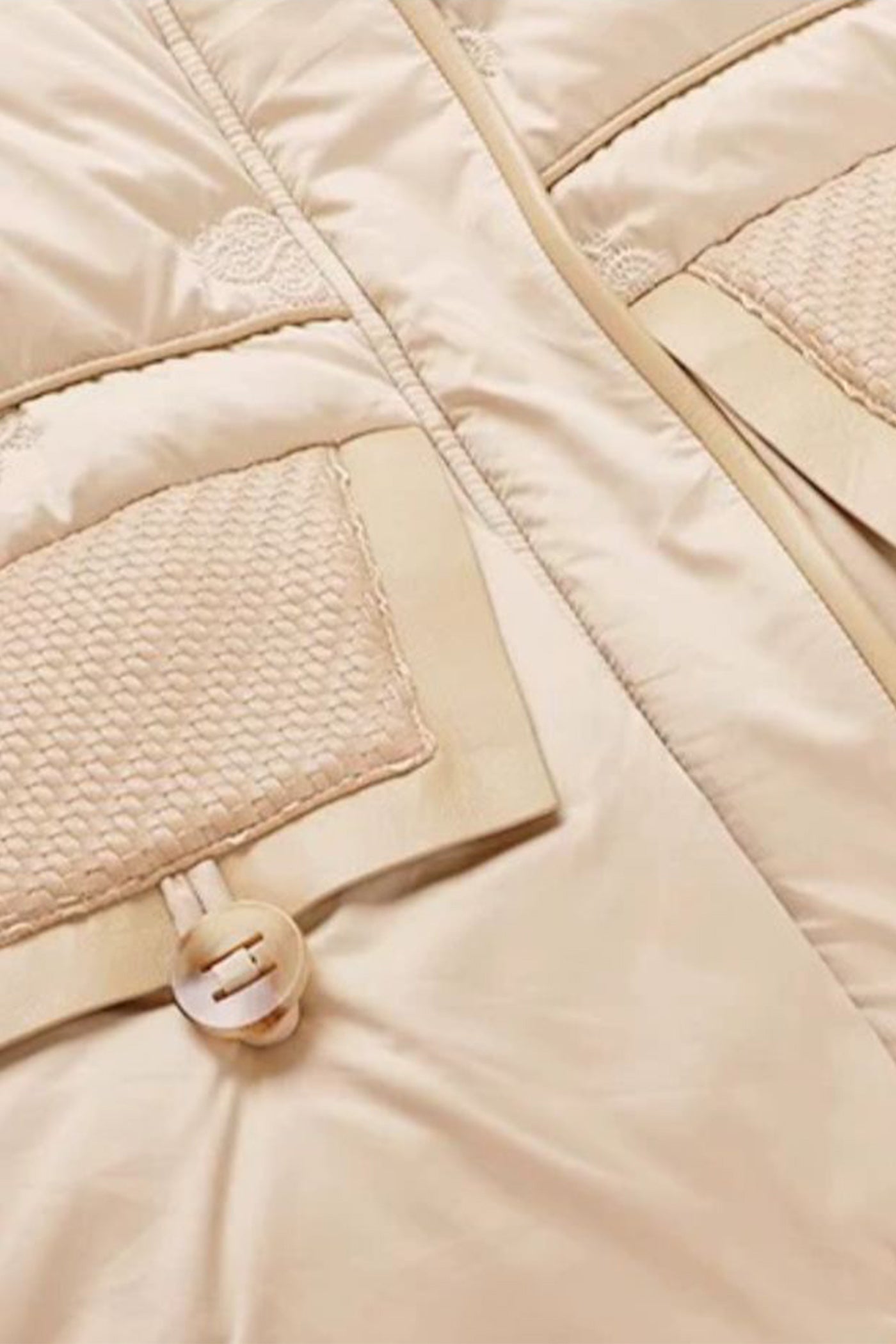 KAMILAN Women's Short Goose Down Coat – 2025 Winter Warm Jacket with Mink Fur Collar Detail