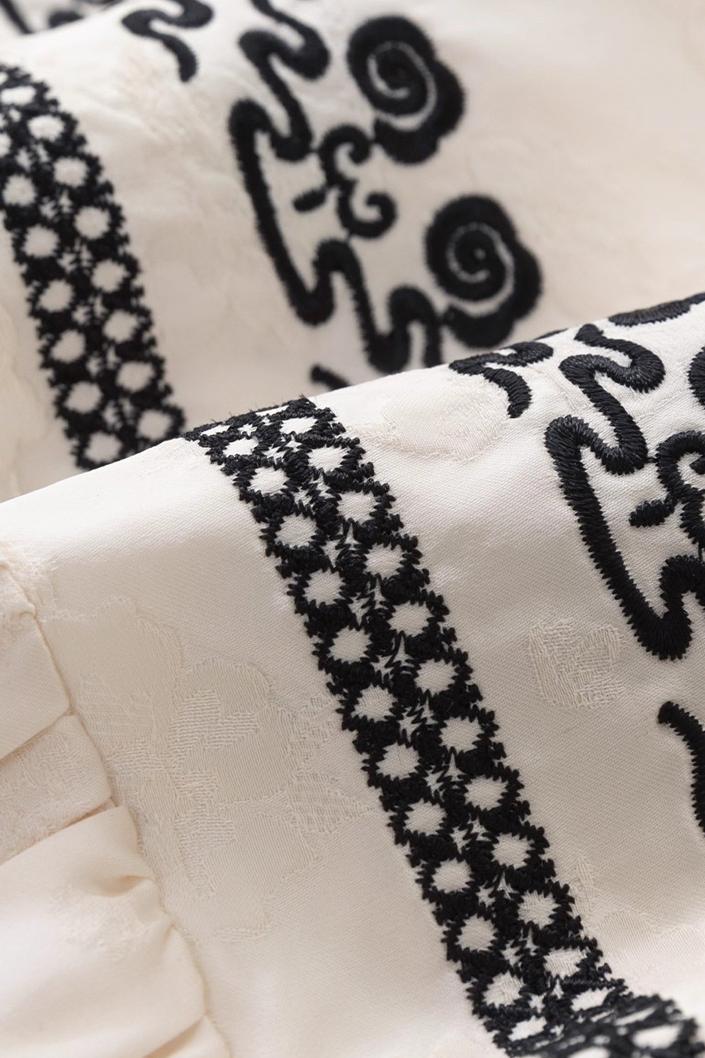KAMILAN Embroidered Midi Dress with Cloud Motif Detailing