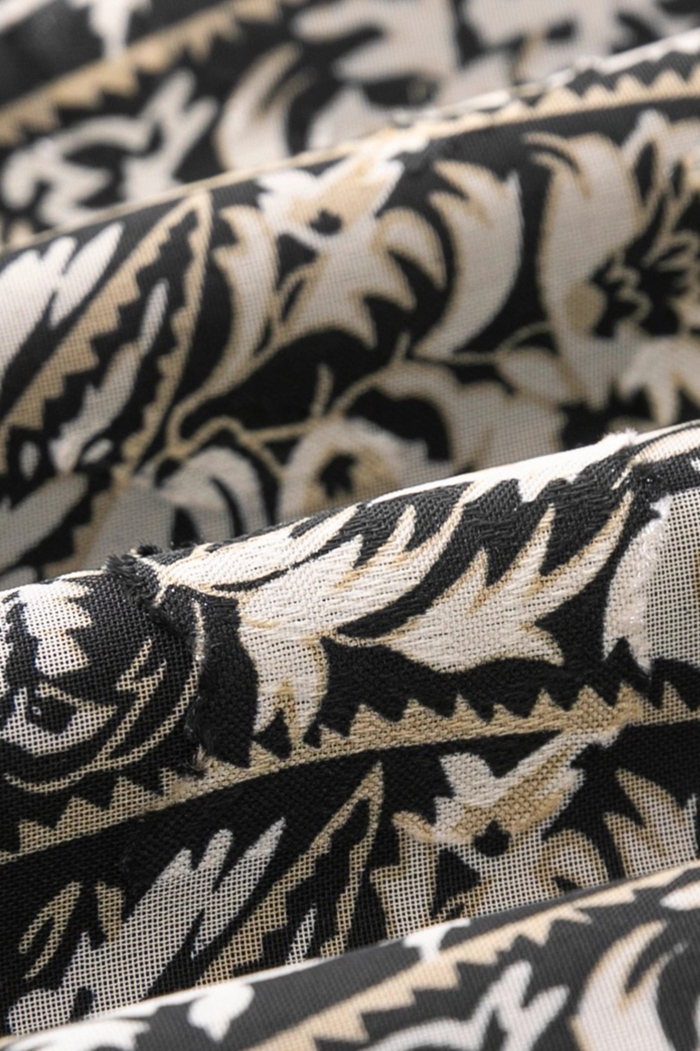 KAMILAN Black & Ivory Lace-Panel Printed Midi Skirt