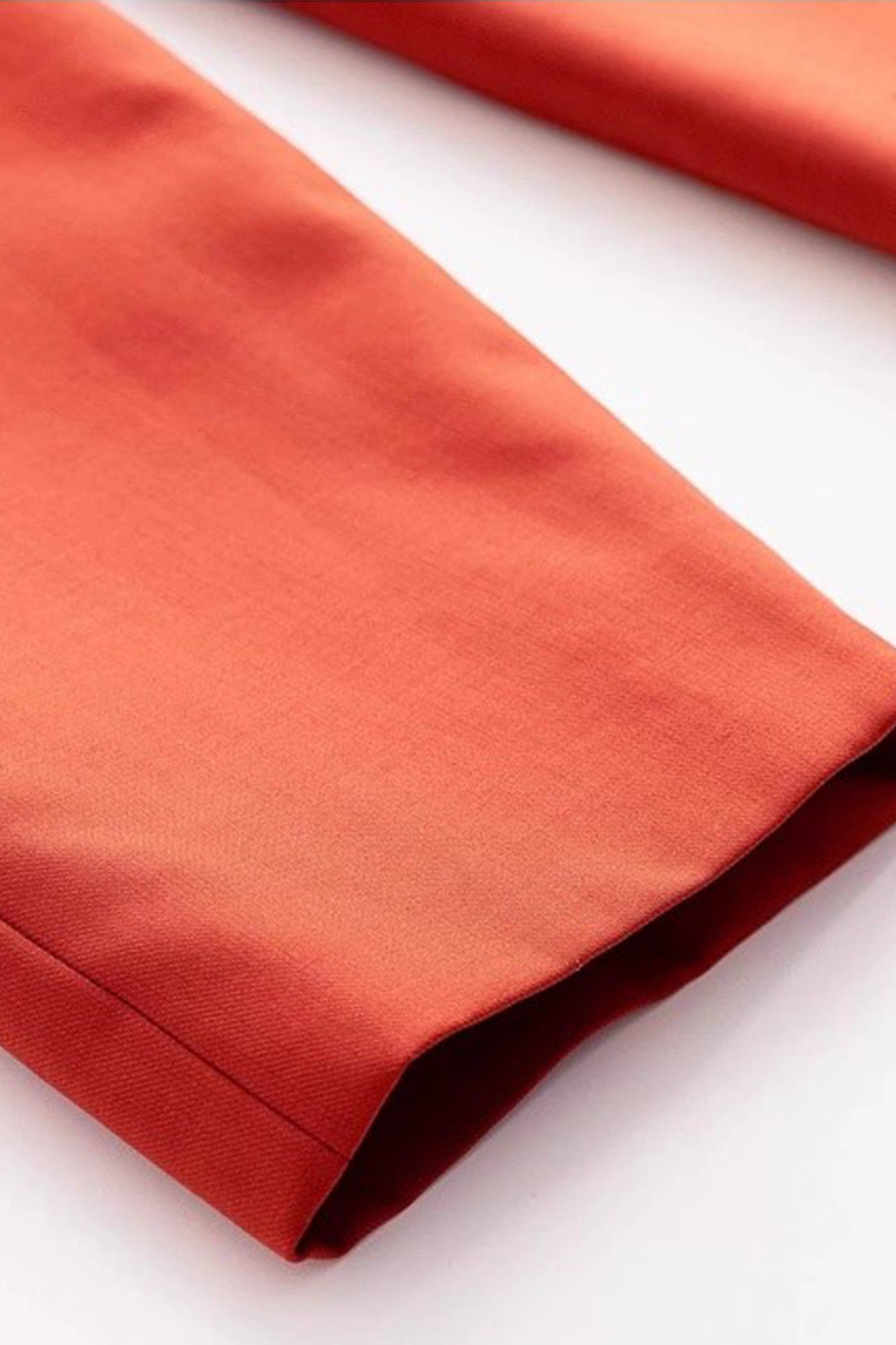 KAMILAN Lightweight Tailored Blazer in Burnt Orange