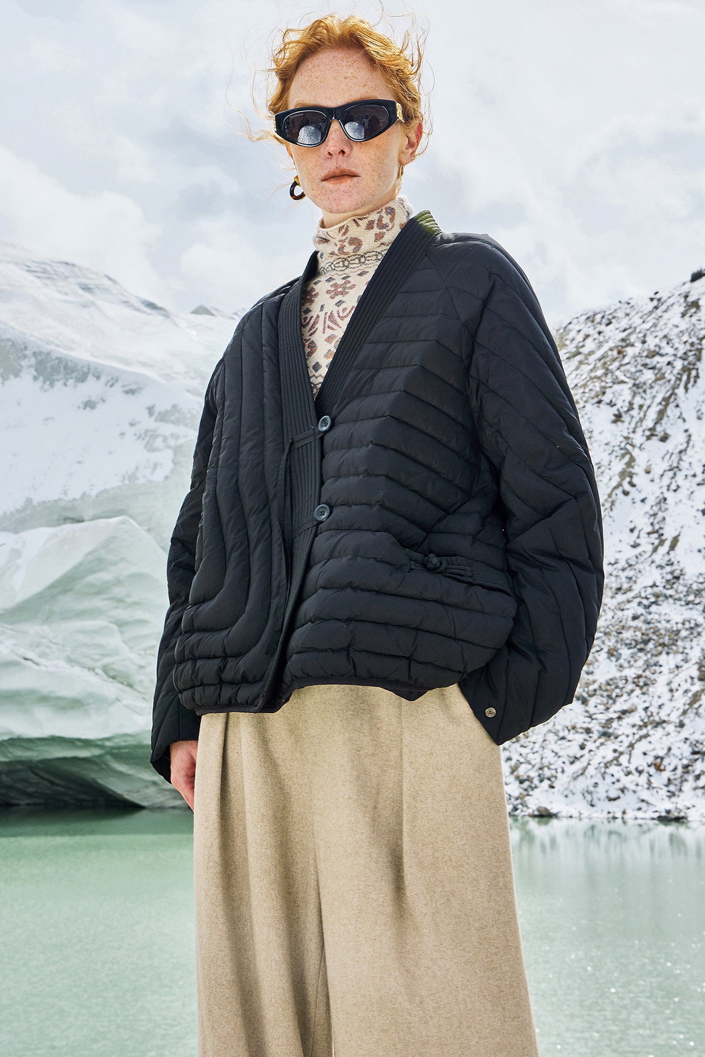 KAMILAN Women's Short Down Jacket – 2025 Winter Collection, Loose Fit White Duck Down Puffer Coat