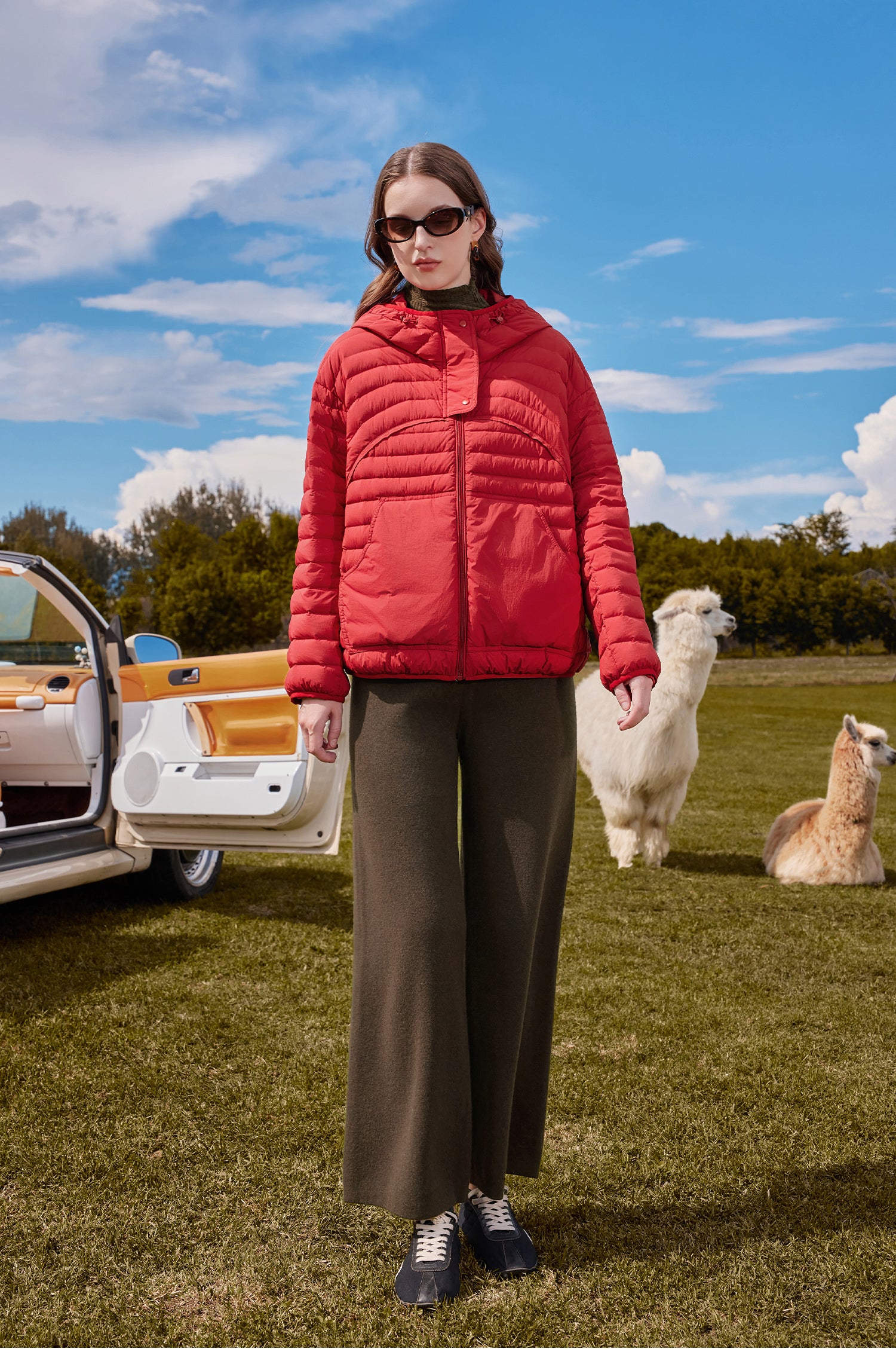 KAMILAN Women's Black Hooded Patchwork Short Down Jacket 2025 Winter New White Duck Down Warm Coat